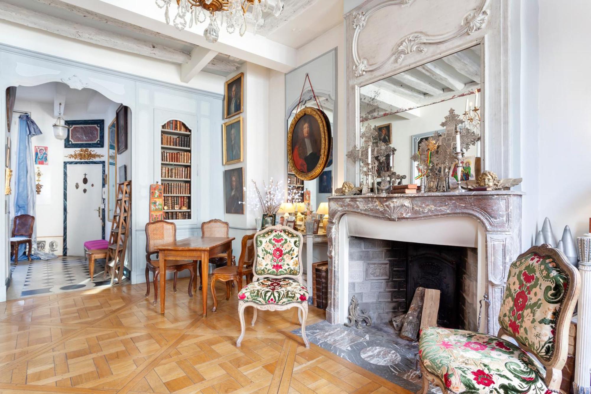 Au Coeur De Paris - Appartement Historique De Madame Du Barry Dış mekan fotoğraf