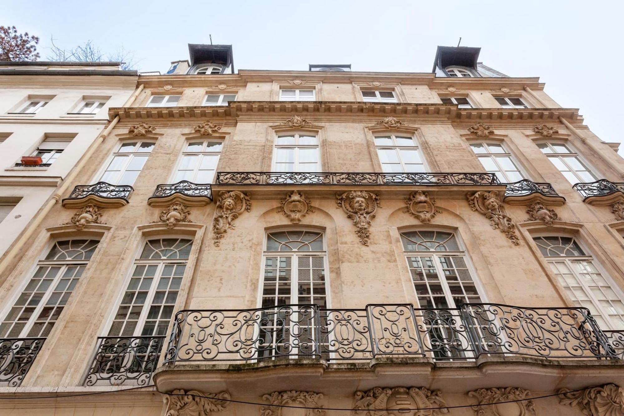 Au Coeur De Paris - Appartement Historique De Madame Du Barry Dış mekan fotoğraf